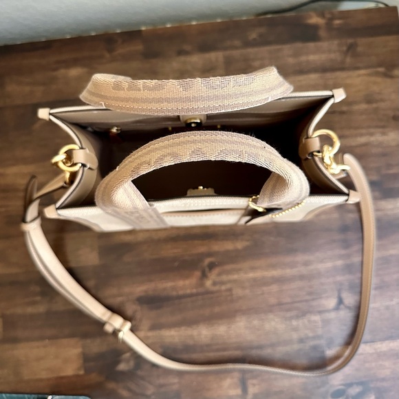 NEW Coach Smith Tote Bag 24 - Picture 10 of 12